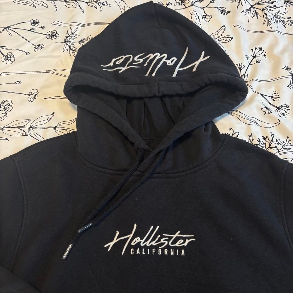 Y2K Hollister black hoodie